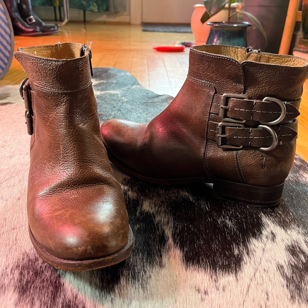 Frye Molly D Ring Short boots